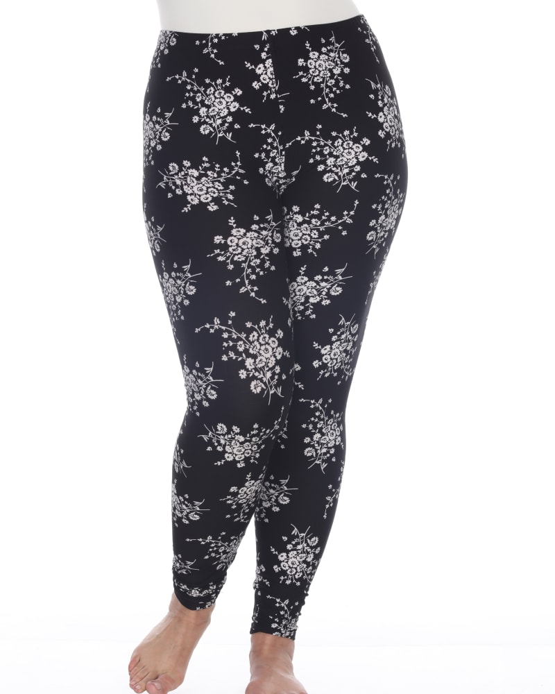 Front of a model wearing a size one-size-fits-all Printed Paisley Leggings in Black White Daisey by White Mark. | dia_product_style_image_id:249048